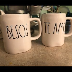 Rae Dunn mug set- besos and te amo